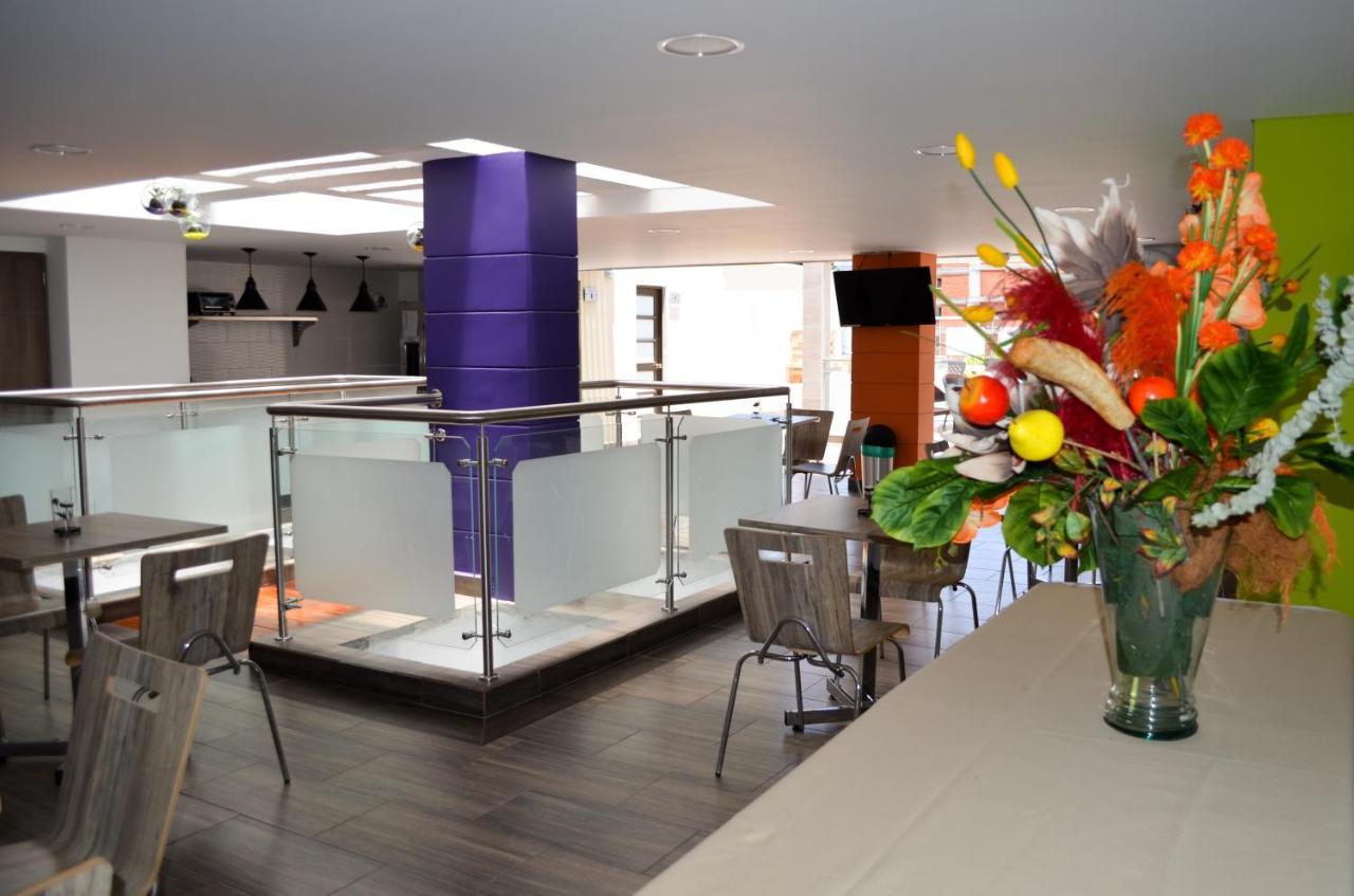 Hotel Parque 70 Medellín Zewnętrze zdjęcie