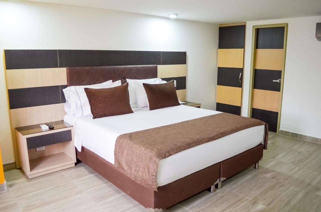 Hotel Parque 70 Medellín Zewnętrze zdjęcie